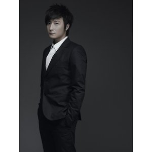 亚洲欧美色国产综合
